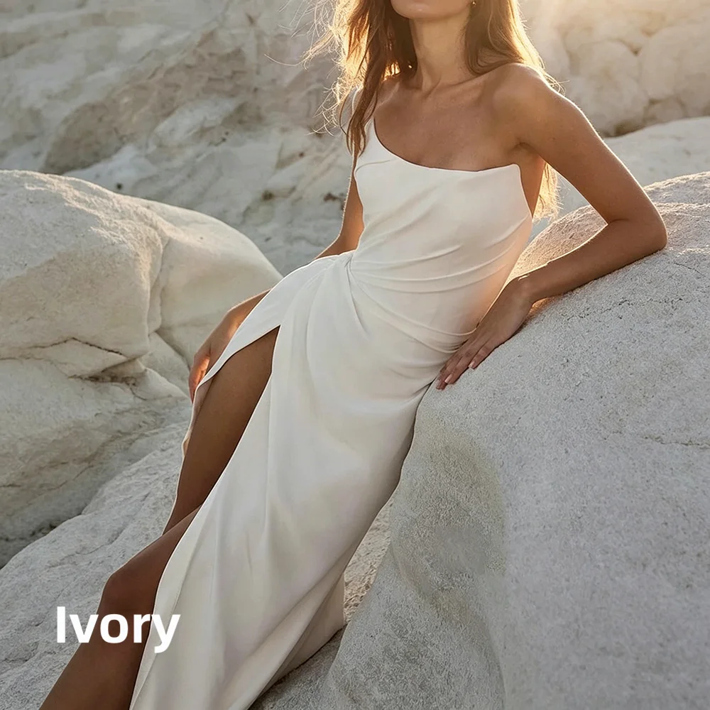 Simple Soft Satin Mermaid Wedding Dress Strapless Sleeveless Side Split Bridal Gown Ruched Beach Bride Dress Robe De Mariée 2026
