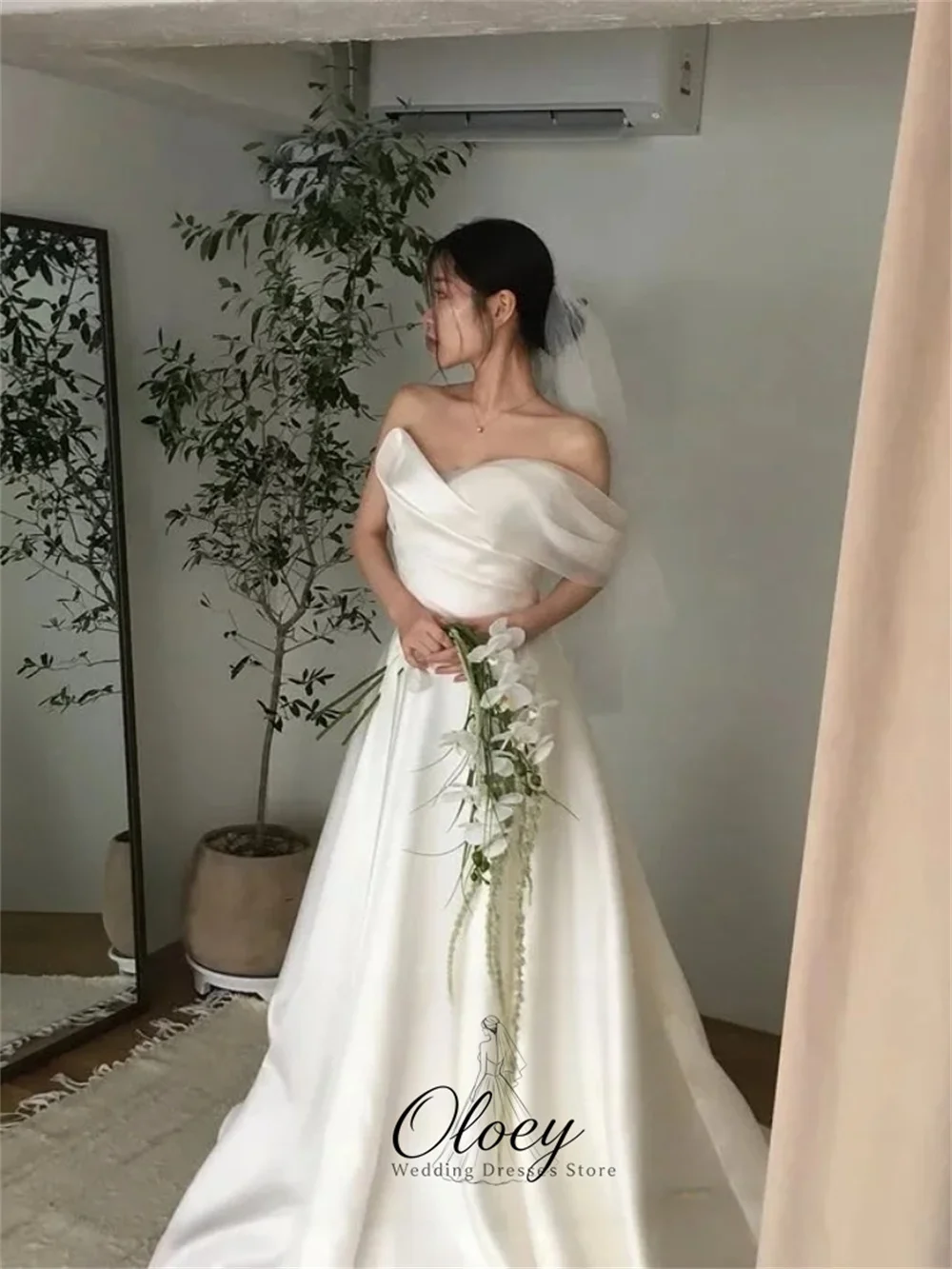 OLOEY Elegant One Shoulder Satin Korea Wedding Dress Photo Shoot Sweetheart Collar A-Line Bridal Gown Customized Lawn Wedding