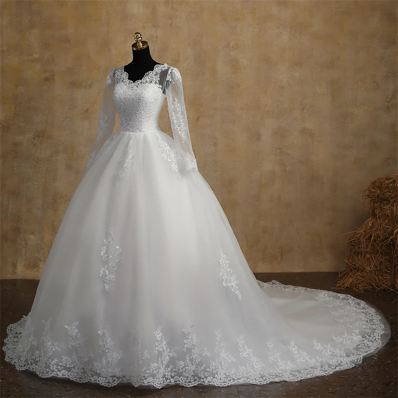Fashion Classic Luxury Lace V Neck Ball Gown White Wedding Dresses Half Sleeve Princess Illusion Appliques Bridal Gown Casamento