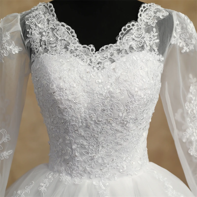 Fashion Classic Luxury Lace V Neck Ball Gown White Wedding Dresses Half Sleeve Princess Illusion Appliques Bridal Gown Casamento