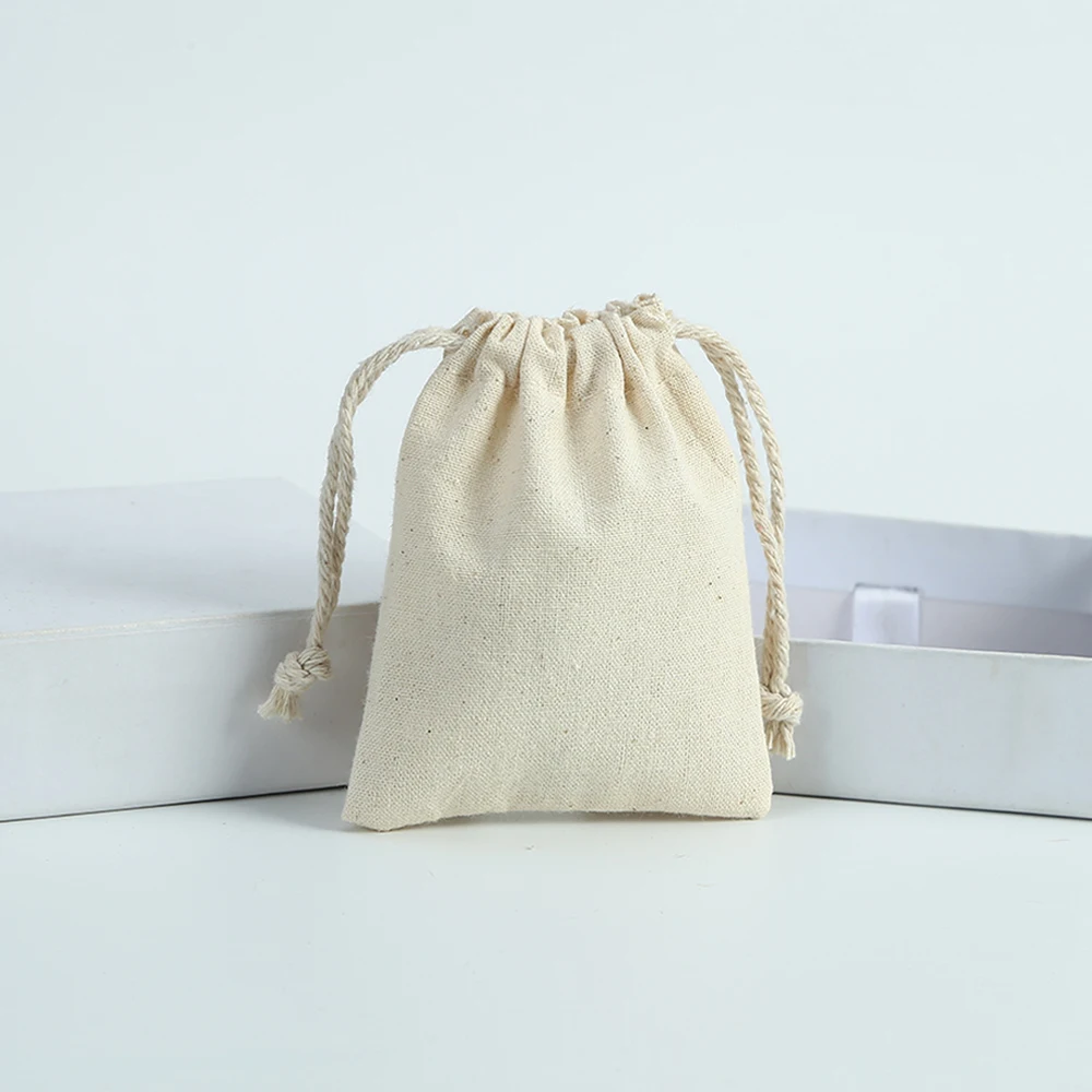50 Cotton Burlap Jewelry Packaging Pouches Organizer Wedding Christmas Party Candy Bag Present Mariage Jute Drawstring Gift Bag