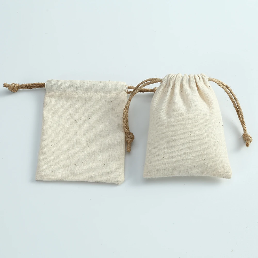 50 Cotton Burlap Jewelry Packaging Pouches Organizer Wedding Christmas Party Candy Bag Present Mariage Jute Drawstring Gift Bag