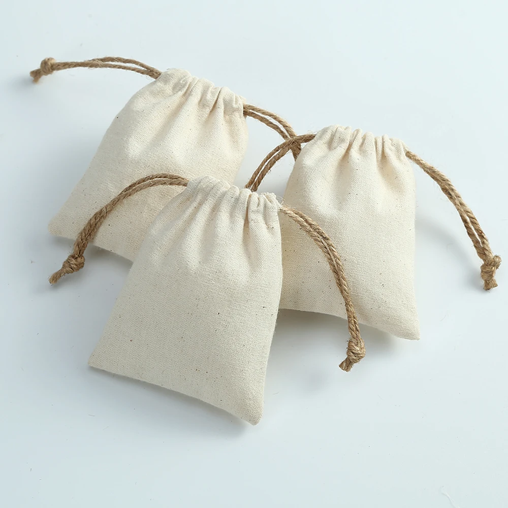 50 Cotton Burlap Jewelry Packaging Pouches Organizer Wedding Christmas Party Candy Bag Present Mariage Jute Drawstring Gift Bag