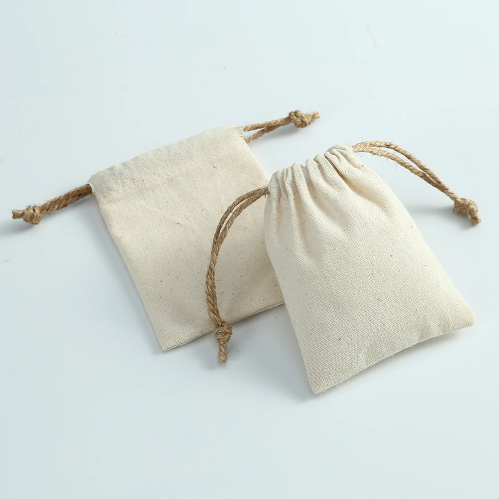 50 Cotton Burlap Jewelry Packaging Pouches Organizer Wedding Christmas Party Candy Bag Present Mariage Jute Drawstring Gift Bag