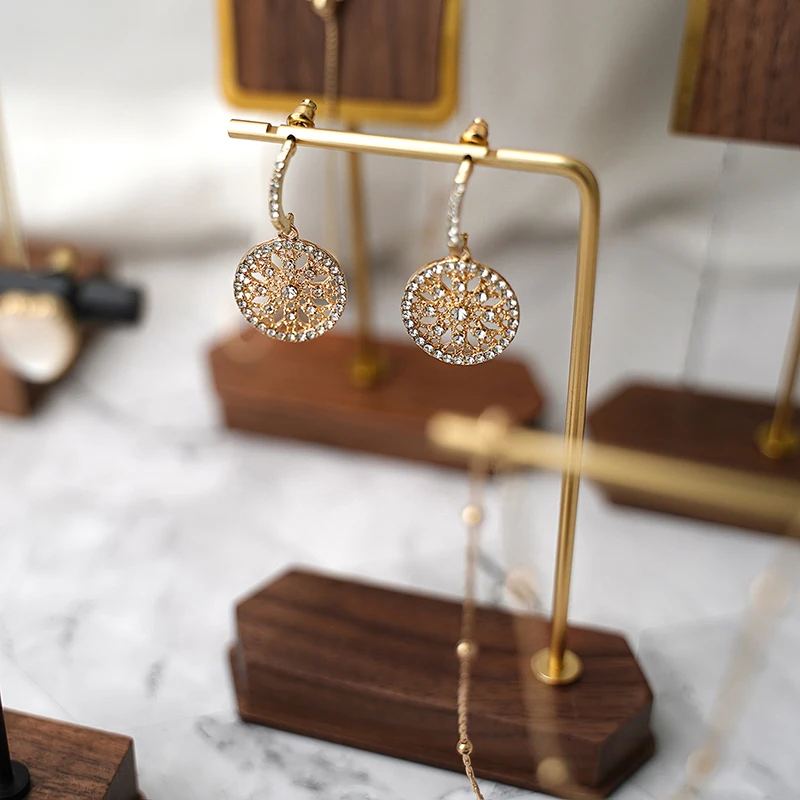1PCS Jewelry Display Stand Necklace Earrings Jewelry Copper Wood Jewelry Display Props Shooting Jewelry Booth Display Pieces