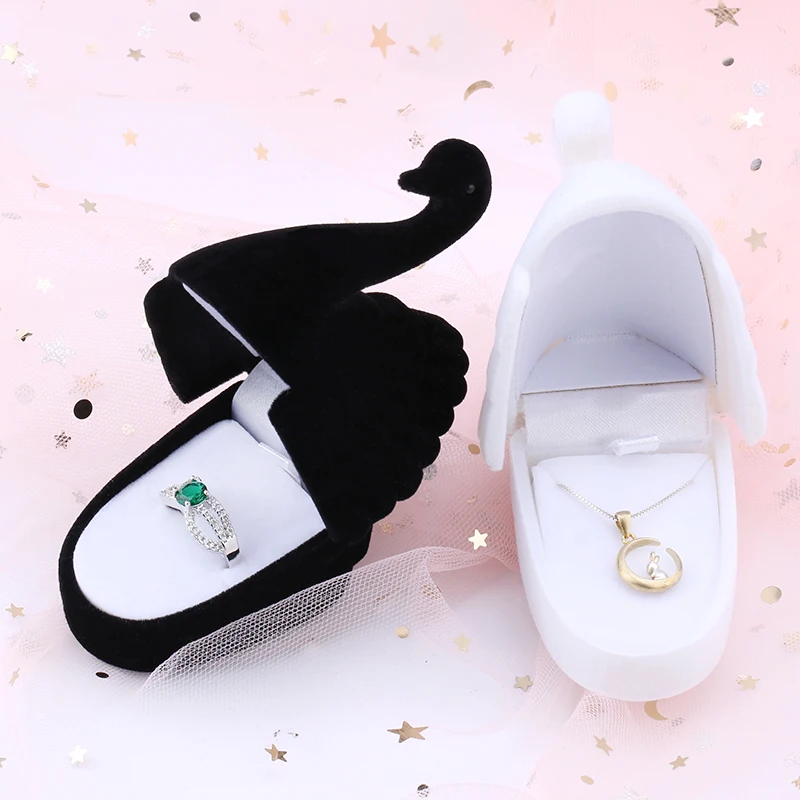 1Piece Lovely Swan Jewelry Box Velvet Wedding Ring Box Necklace Display Box Swan Gift Box Container Case for Jewelry Packaging
