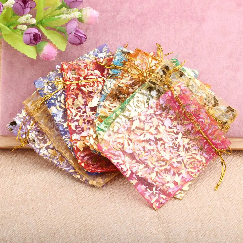 50pcs Small Rose Organza Jewelry Bags 7x9cm Wedding Party Christmas Candy Gold Color Drawstring Packaging Pouches Wholesale