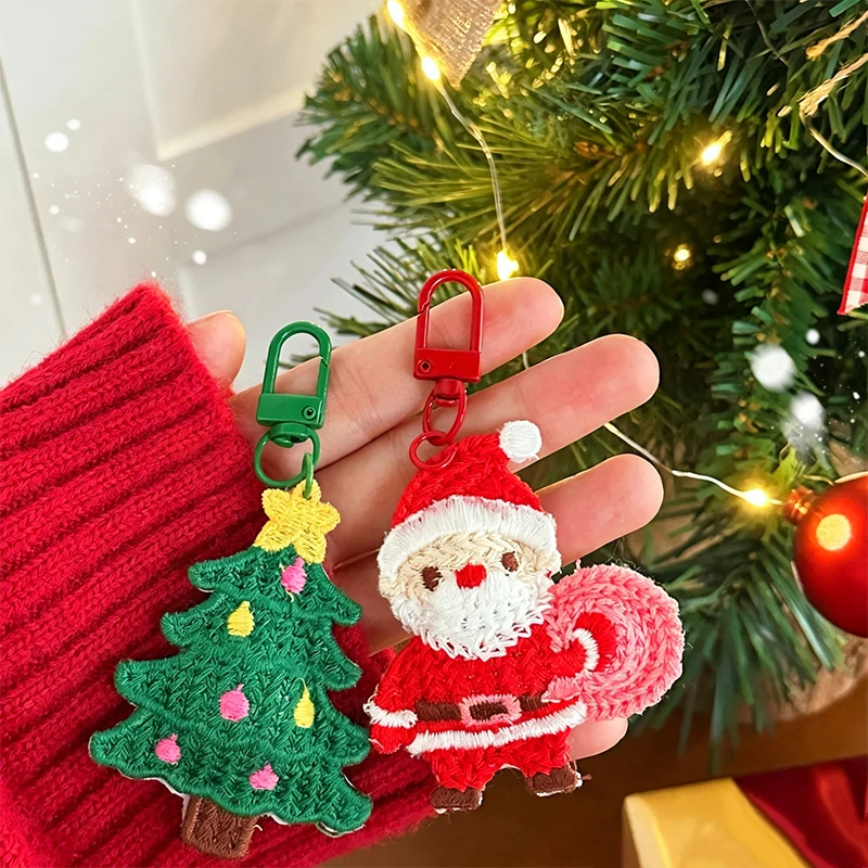 Lovely Weave Christmas Pendant Elk Cartoon Santa Claus Keychain Bag Pendant Charm New Year Gift Christmas Keyring Accessories