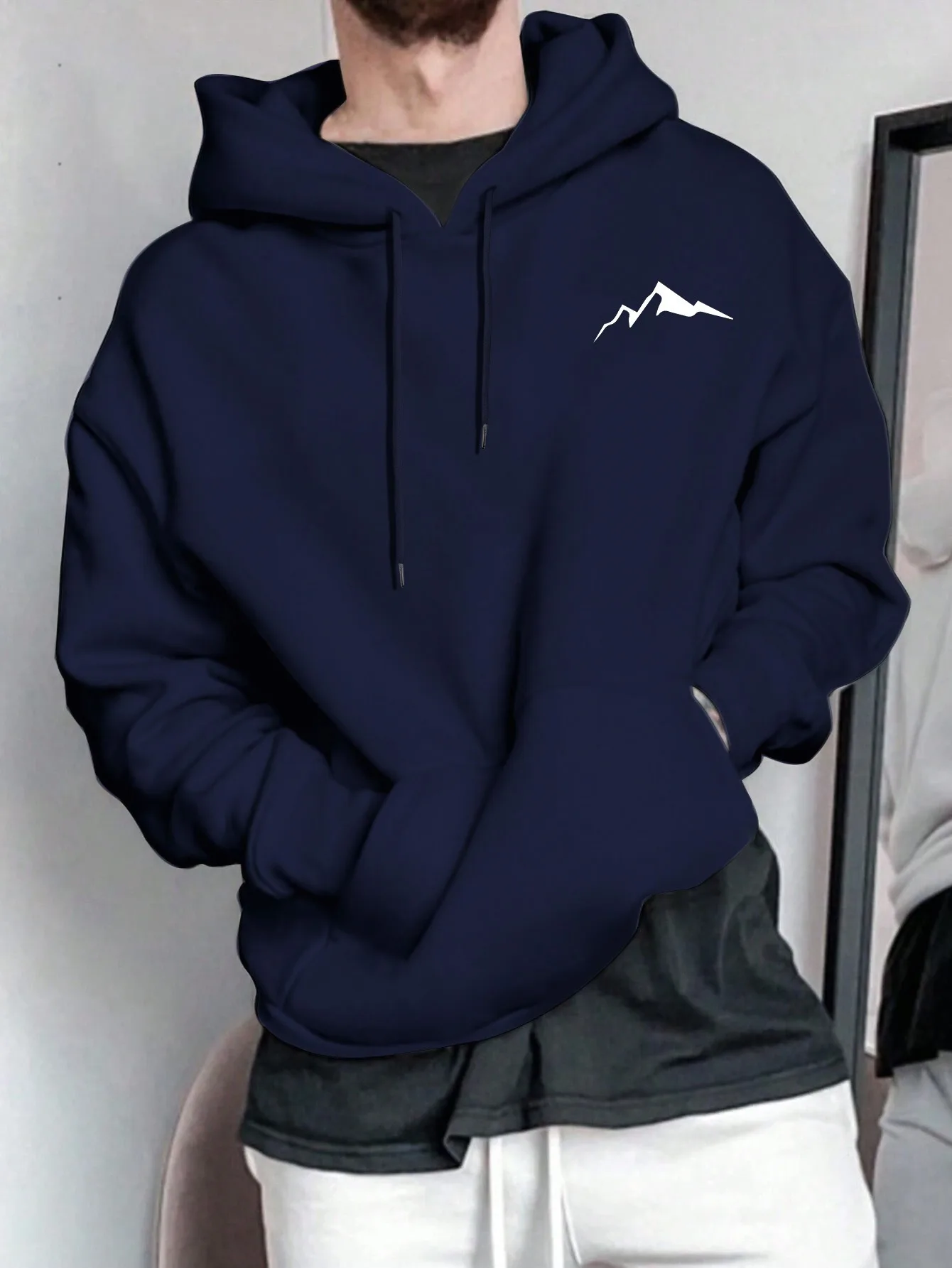 Men's Autumn and Winter Casual Fashion Loose Mountain Graphic Print Long Sleeved Hooded Sweatshirt Warm Pullover