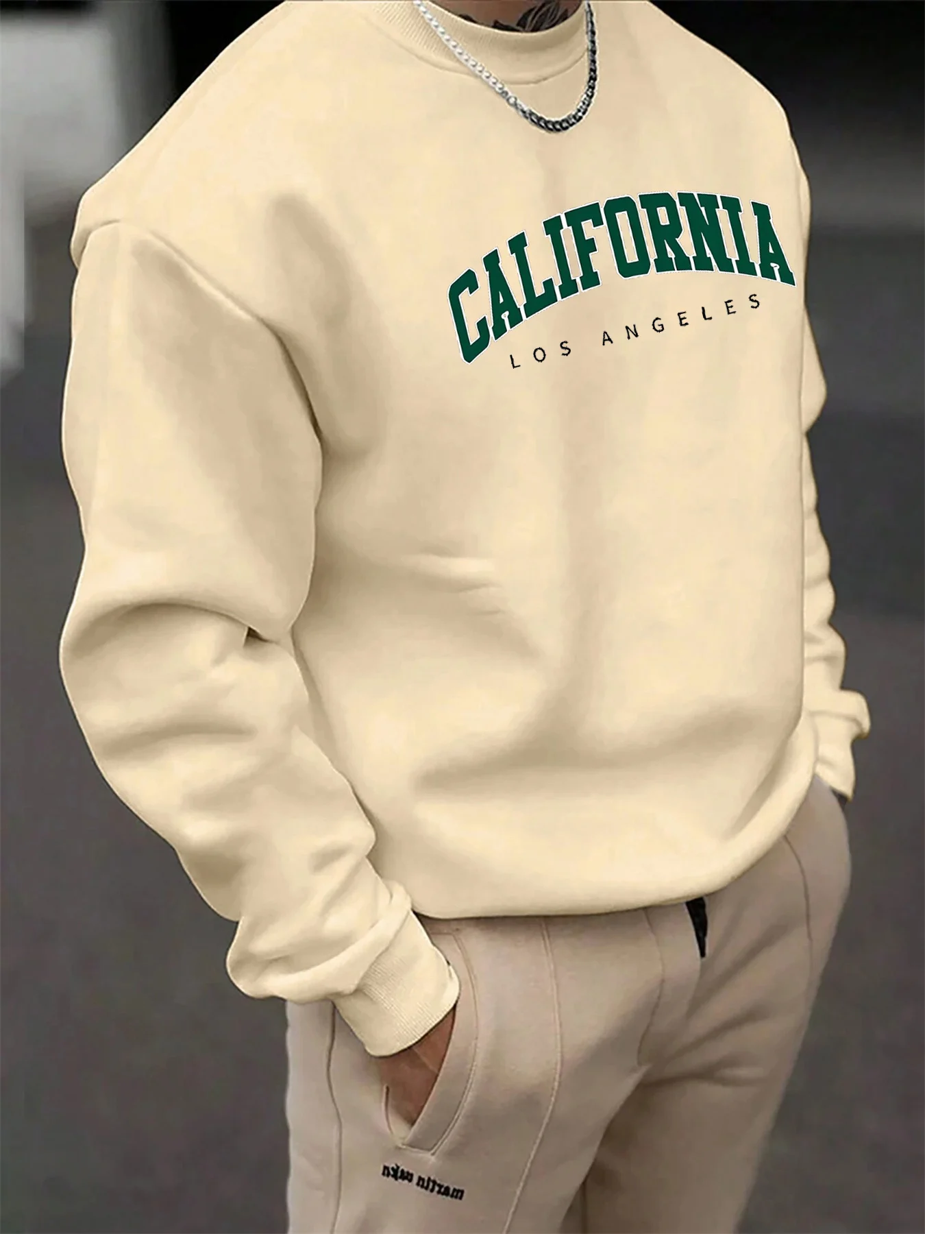 Men's Autumn and Winter Fashionable Casual Loose California Los Angeles Letter Printed Long Sleeved Round Neck Sweatshirt