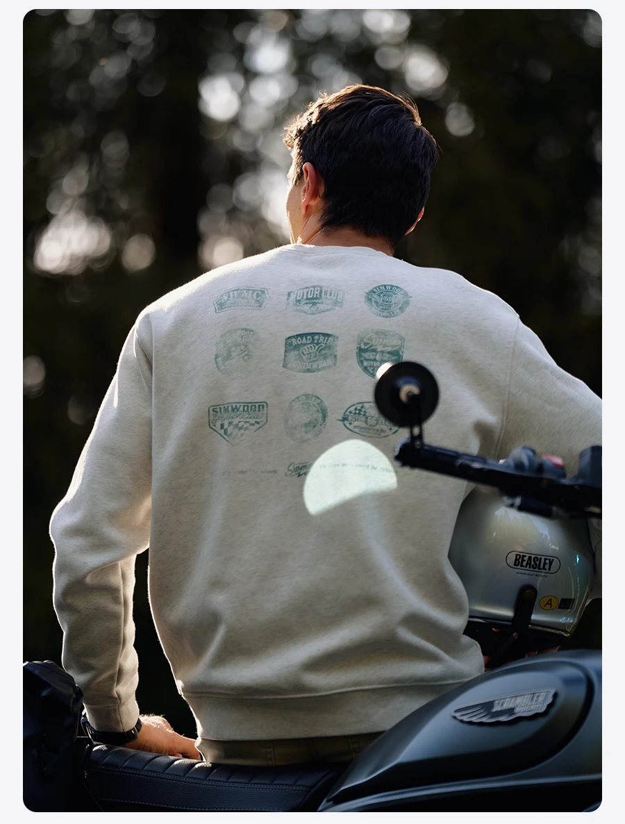 SIMWOOD 2026 Autumn Winter New 380gsm Warm Fleece Lining Fabric Washed Vintage Sweatshirts Men Retro Badge Print Pullovers