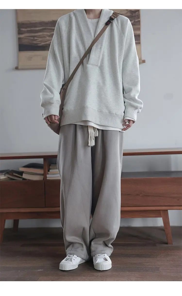 2023 New Spring and Autumn Fashion Simple Trendy Men's V-Neck Loose Casual Small Puppy Handsome Lazy Men's Oversize Sweater