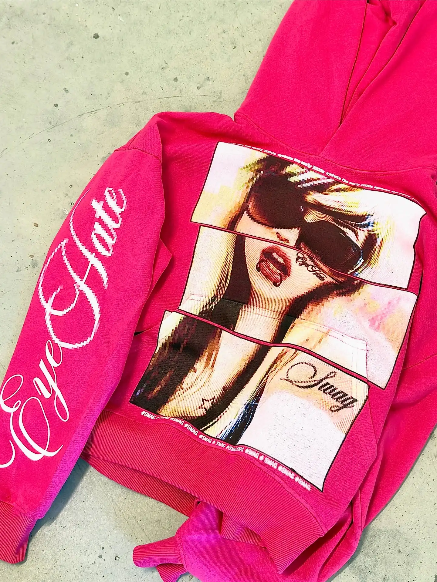 Harajuku Y2k Casual Uncanny Beauty Hoodies Women Grunge Streetwear Sweatshirt Tops Oversized Hoodie Goth Tracksuit Men Clothing