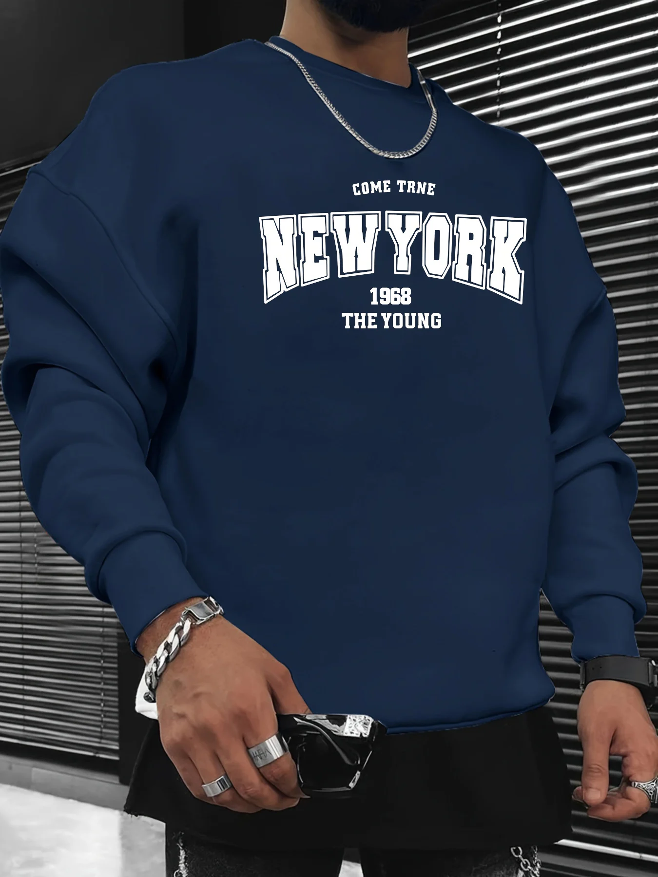 Men's Autumn and Winter Fashionable Casual Loose New York Letter Graphic Printed Long-Sleeved Round-Neck Sweatshirt