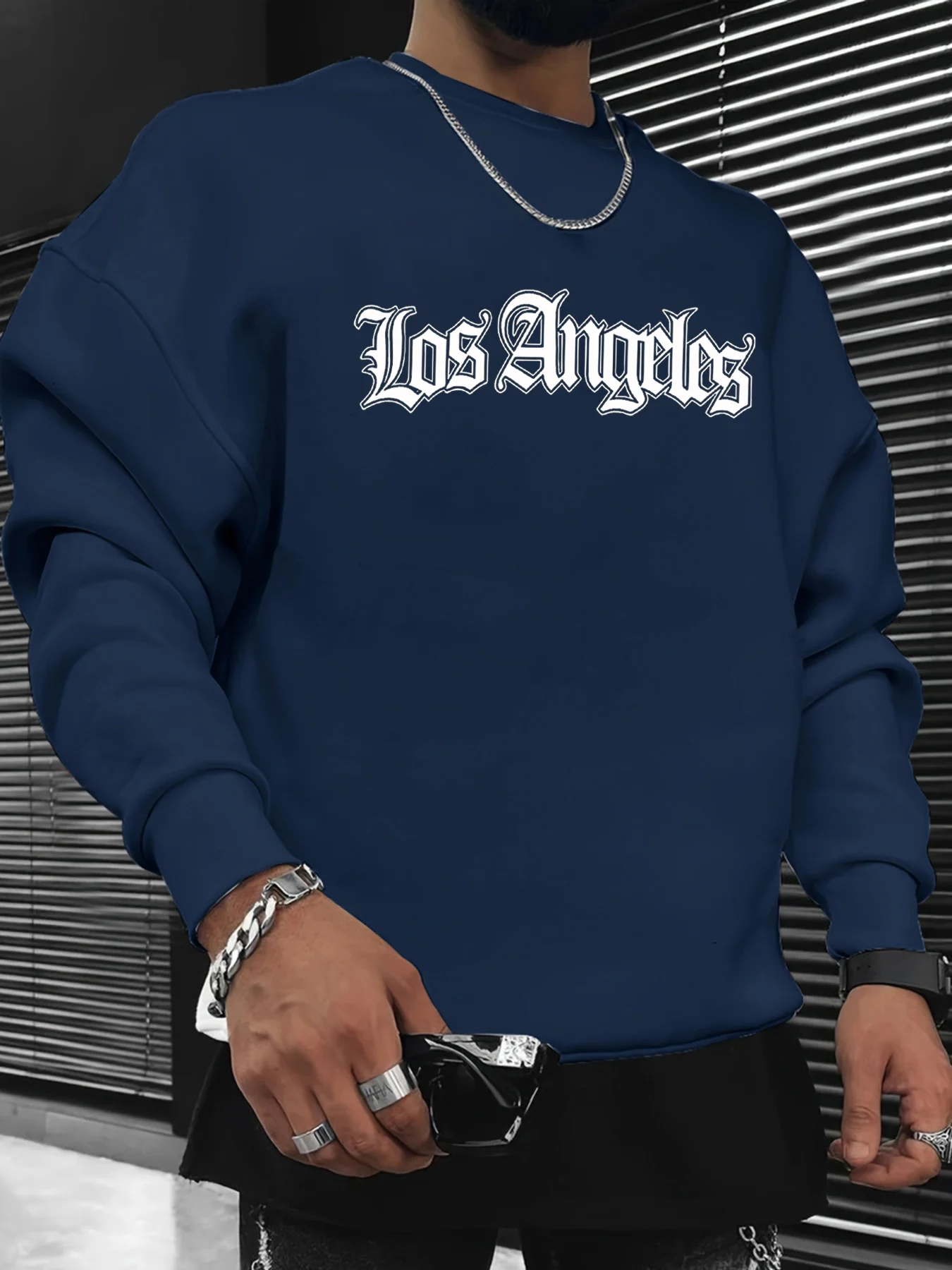 Men's Autumn and Winter Fashionable Casual Loose Los Angeles Letter Graphic Printed Long Sleeved Round Neck Sweatshirt