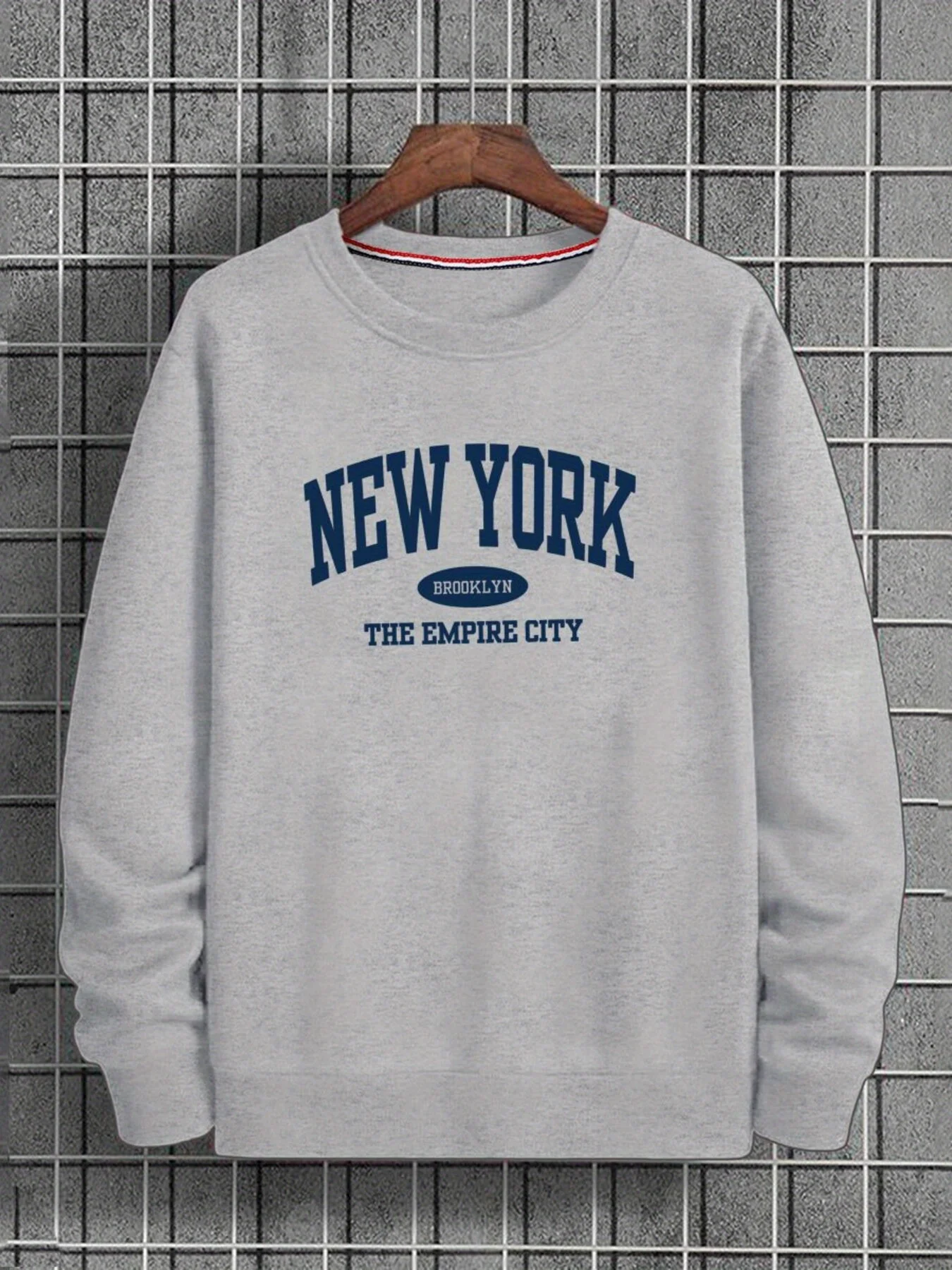 Men's Autumn and Winter Fashionable Casual Loose Fit New York Letter Pattern Printed Long Sleeved Round Neck Sweatshirt