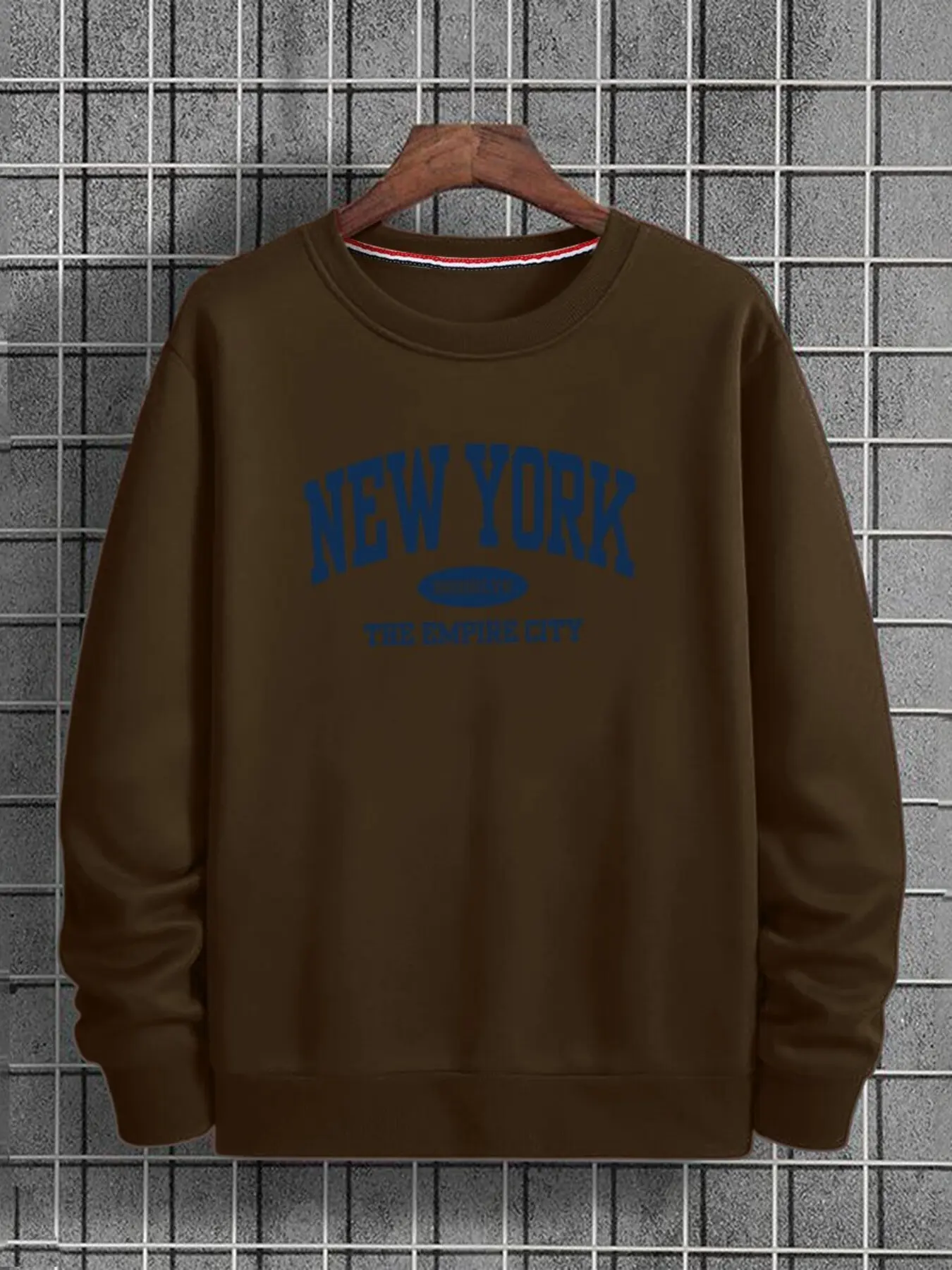 Men's Autumn and Winter Fashionable Casual Loose Fit New York Letter Pattern Printed Long Sleeved Round Neck Sweatshirt