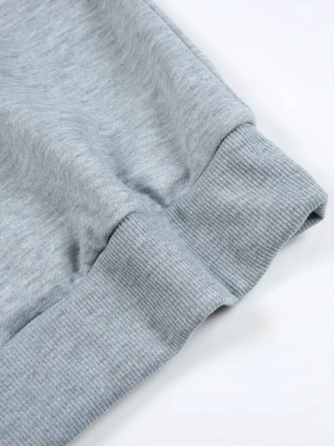 Men's Autumn and Winter Fashionable Casual Loose Poker Card A Print Fleece Pullover Long Sleeved Round Neck Sweatshirt