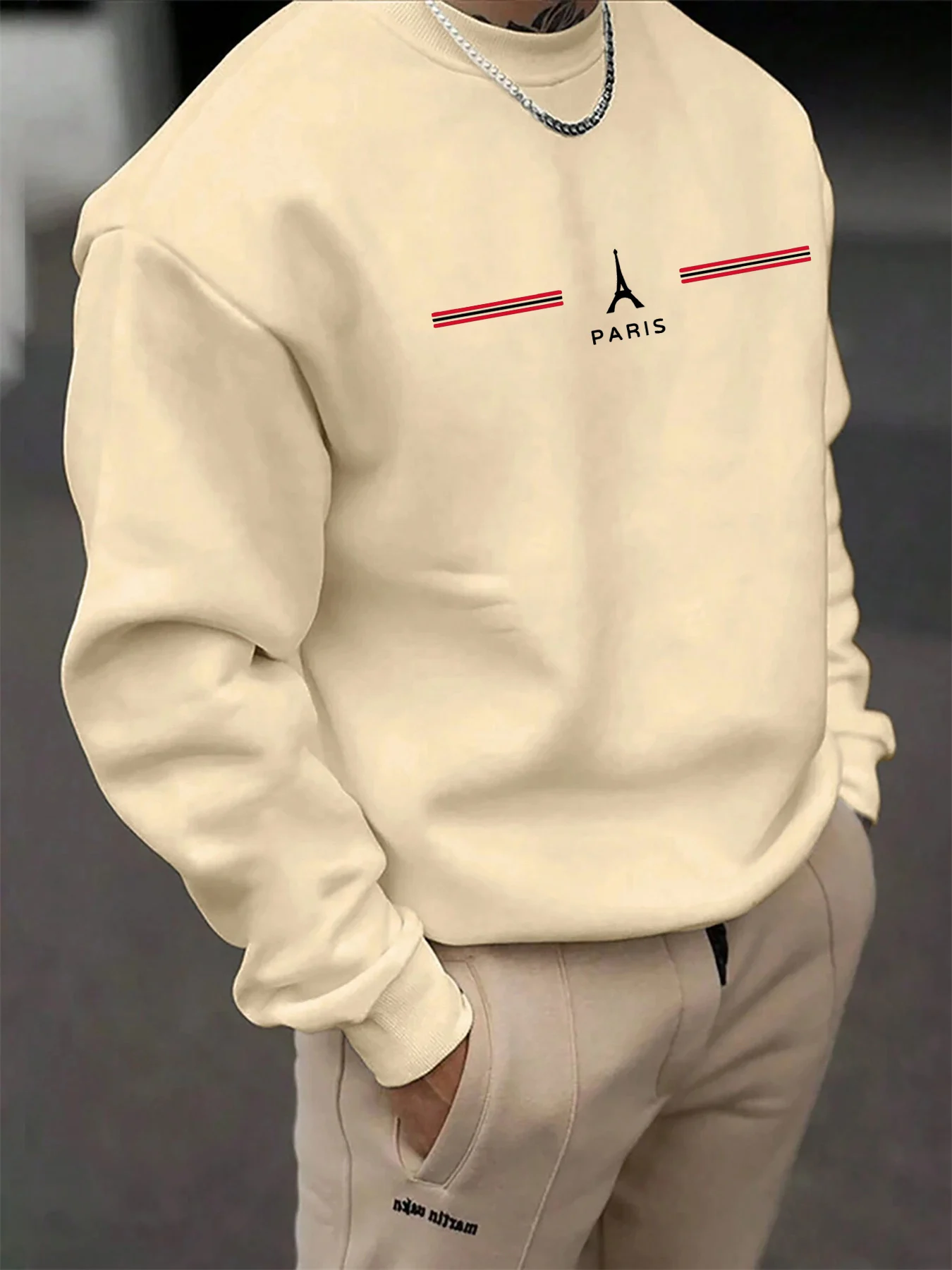 Men's Autumn and Winter Fashionable Casual Loose Paris Letter Pattern Printed Long Sleeved Round Neck Sweatshirt
