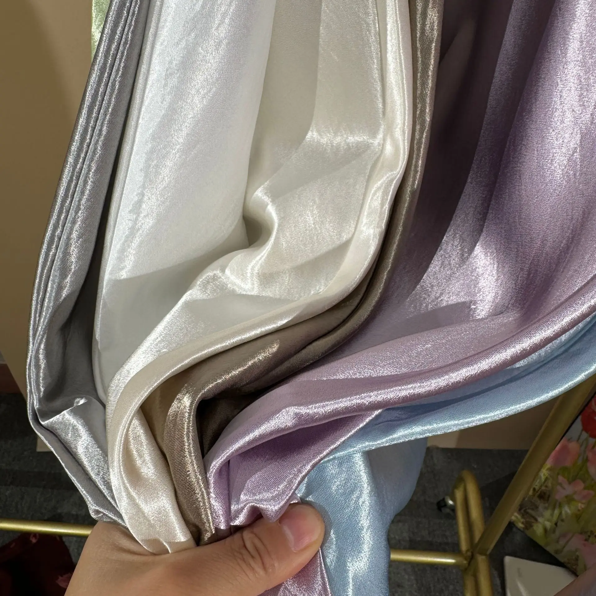 Glossy Satin Midi Skirt Women Elegant Quiet Luxury Basic Elastic-Waist Skirt