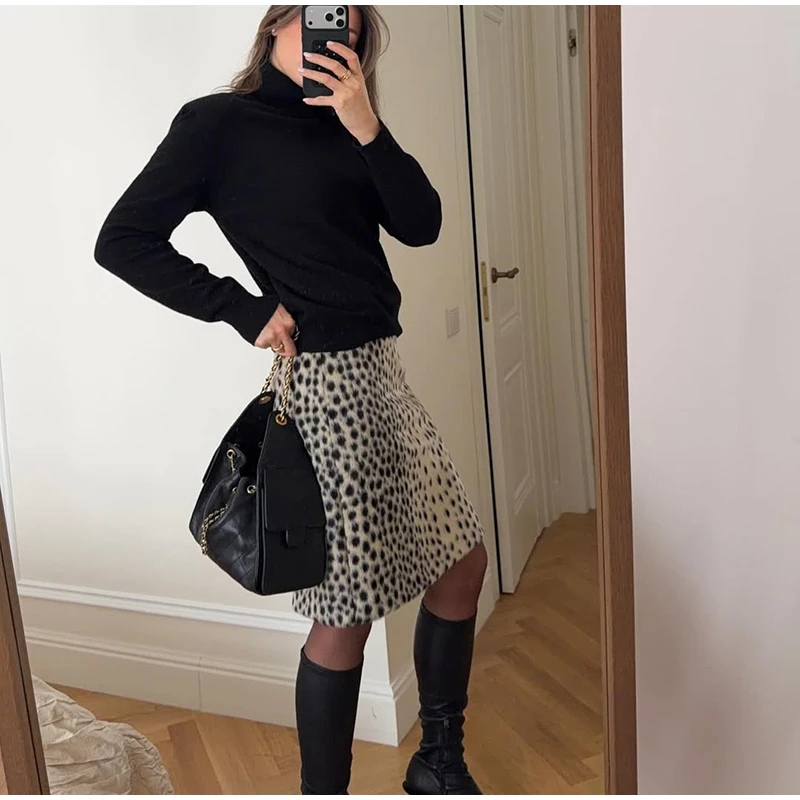 Fashion Leopard Print Faux Fur Women's Skirt Autumn Winter Straight Midi Skirts Lady New Elegant Chic Fashion Clothes 2026
