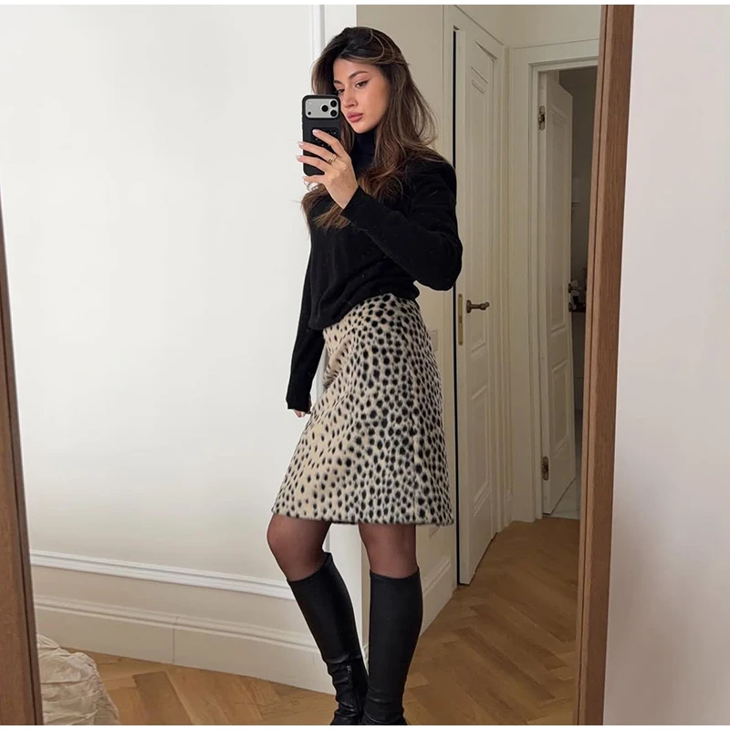 Fashion Leopard Print Faux Fur Women's Skirt Autumn Winter Straight Midi Skirts Lady New Elegant Chic Fashion Clothes 2026