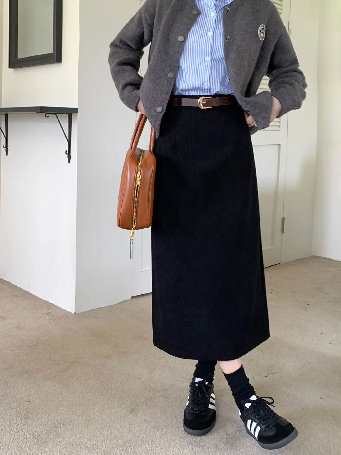 High Waist Slimming Retro Corduroy Midi Skirt Hip Concealing Straight Leg A- Line Wrap Around Skirt for Women Solid Color