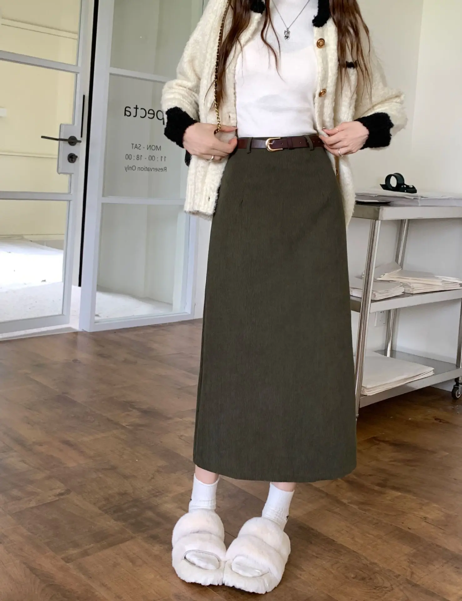 High Waist Slimming Retro Corduroy Midi Skirt Hip Concealing Straight Leg A- Line Wrap Around Skirt for Women Solid Color