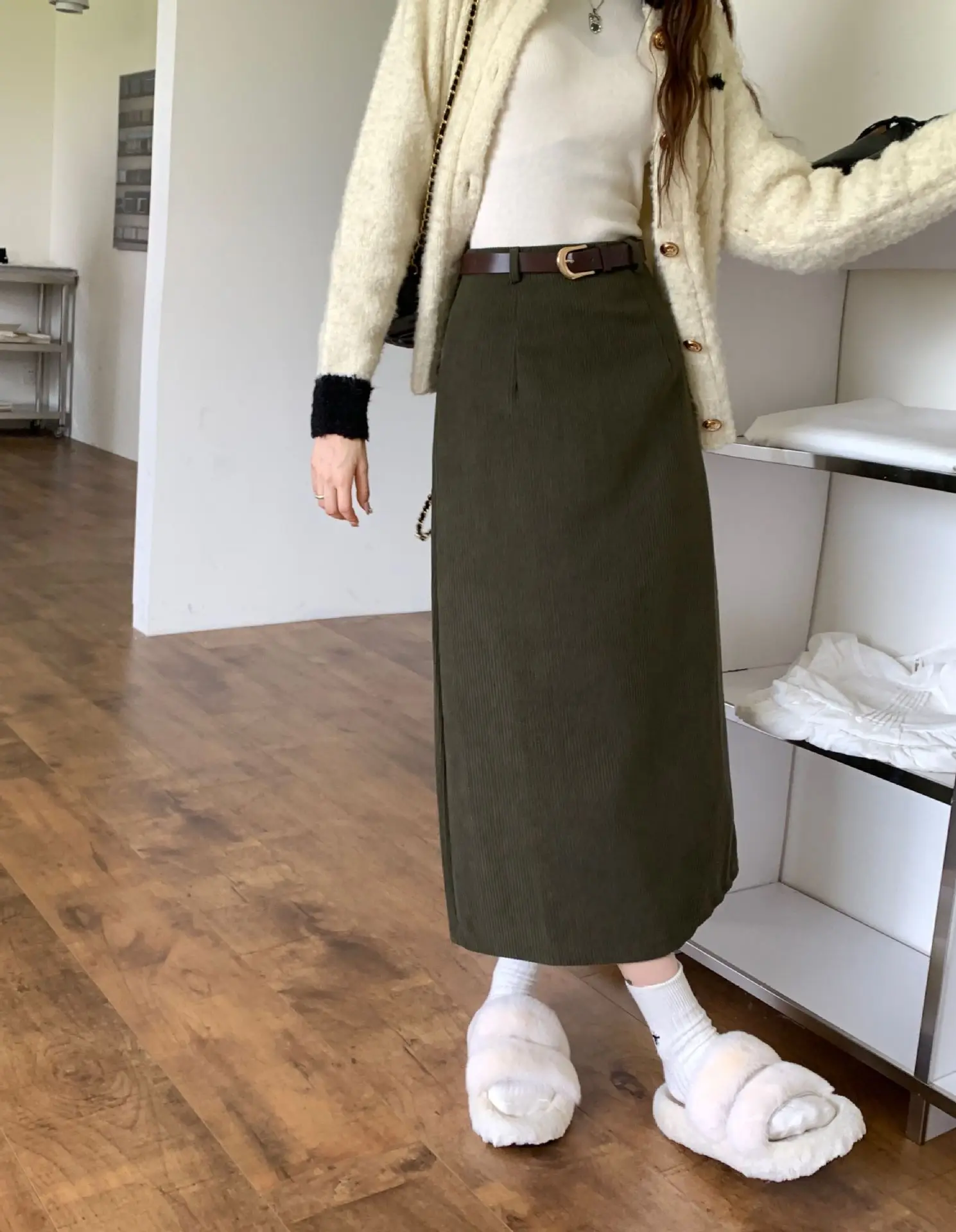 High Waist Slimming Retro Corduroy Midi Skirt Hip Concealing Straight Leg A- Line Wrap Around Skirt for Women Solid Color