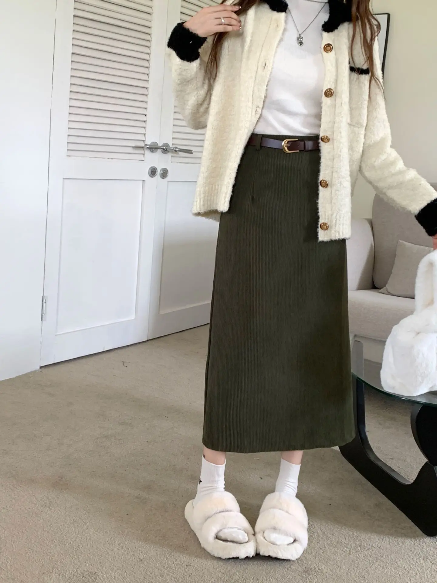High Waist Slimming Retro Corduroy Midi Skirt Hip Concealing Straight Leg A- Line Wrap Around Skirt for Women Solid Color
