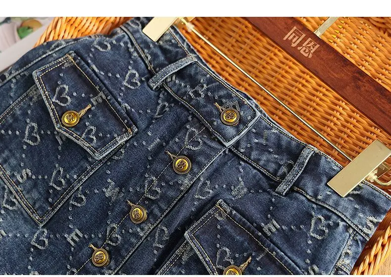 Spring Love Jacquard Denim Skirt Women Autumn 2025 New Casual Slim Split Buttock Skirt With pockets Female Long Denim Skirts