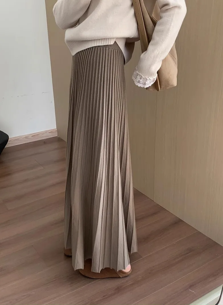 2026 Khaki Cashmere Knitted Midi Skirt for Women, Loose Fit, Draped, Slimming A-Line Pleated Skirt for Autumn and Winter