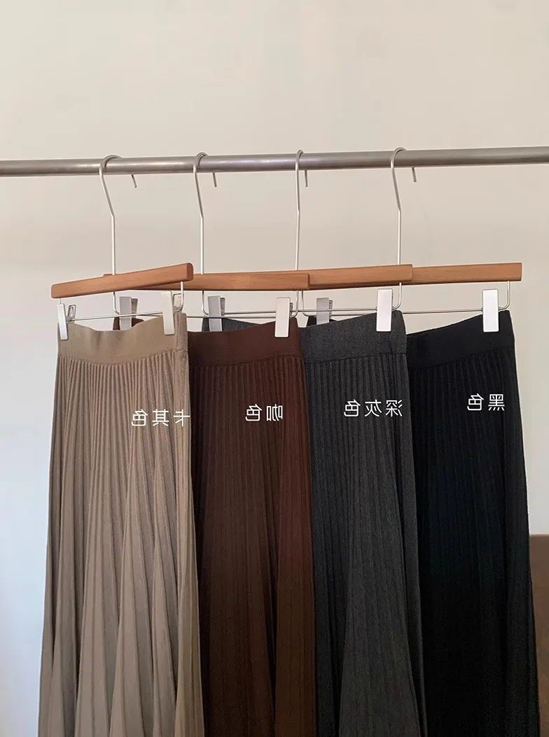 2026 Khaki Cashmere Knitted Midi Skirt for Women, Loose Fit, Draped, Slimming A-Line Pleated Skirt for Autumn and Winter