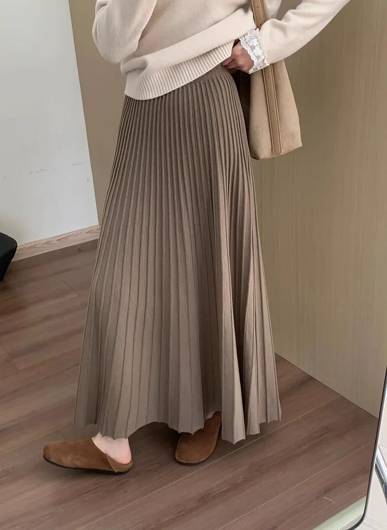 2026 Khaki Cashmere Knitted Midi Skirt for Women, Loose Fit, Draped, Slimming A-Line Pleated Skirt for Autumn and Winter