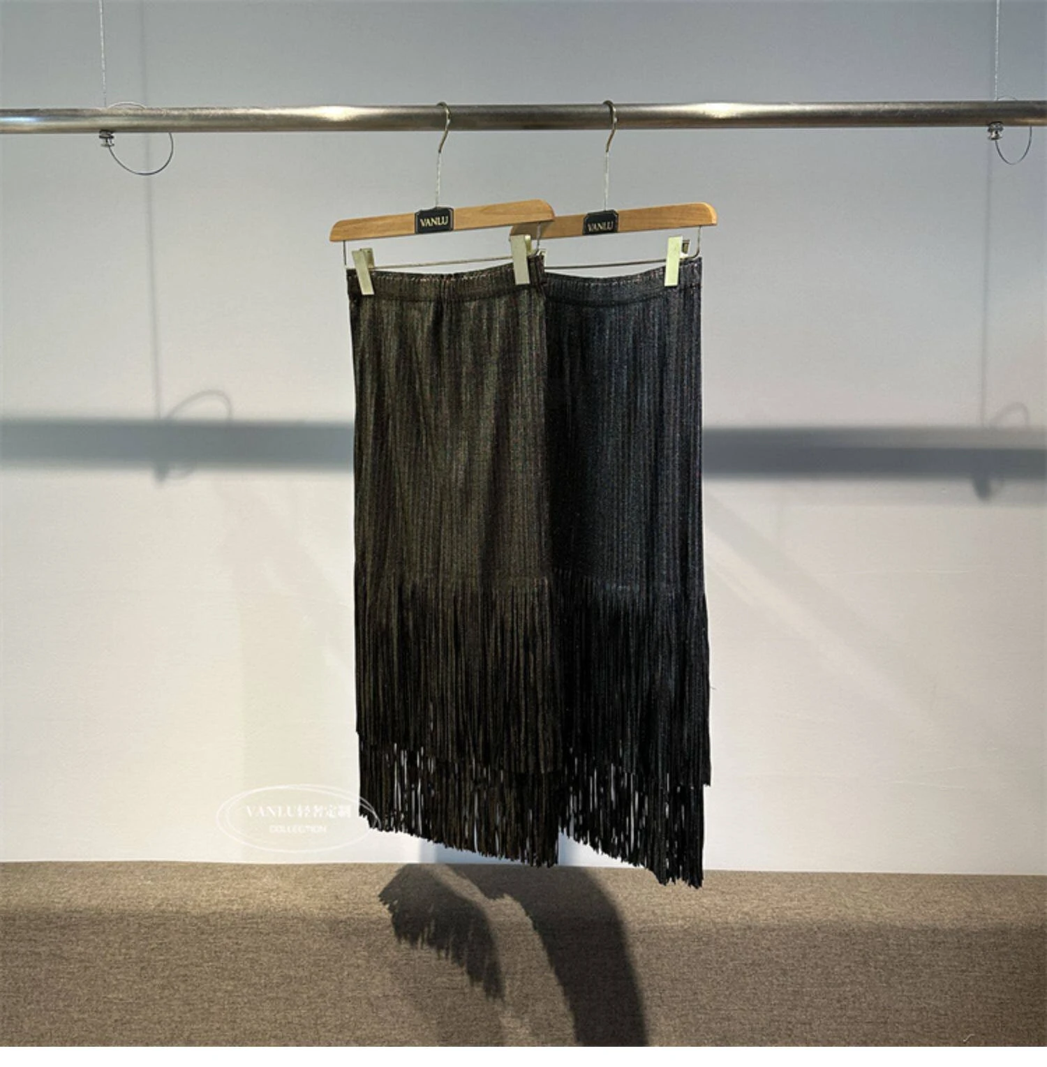 Miyake Pleated Summer New Women's Skirt Gold And Silver Shiny Silk Pleated Tassel High Waist Mid Length Skirt