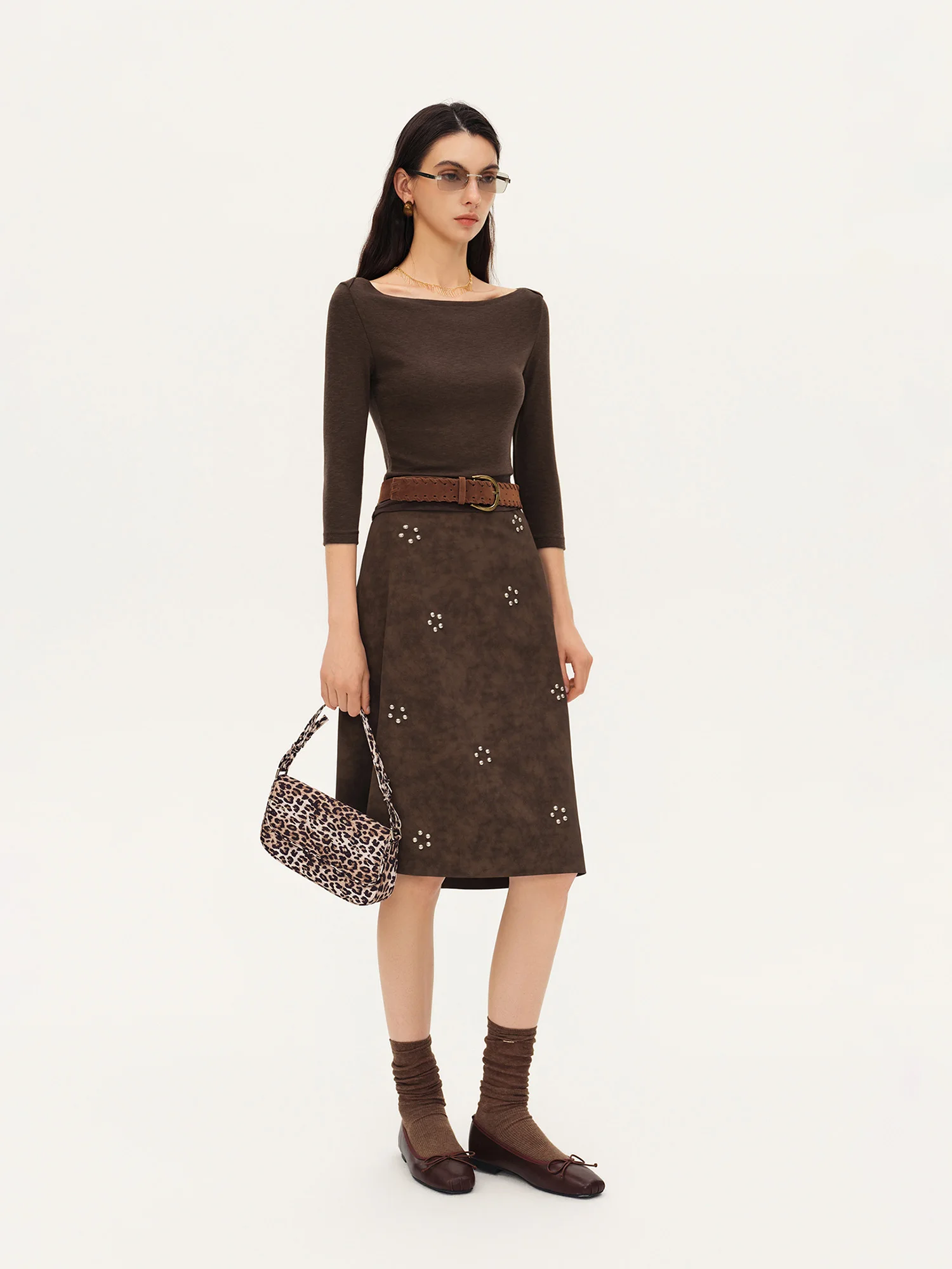 ZIQIAO 2026 Fall New Brown Faux Suede Straight Midi Skirt, Floral Studded Vintage A-Line Skirt for Rachel 90s Office Chic Style