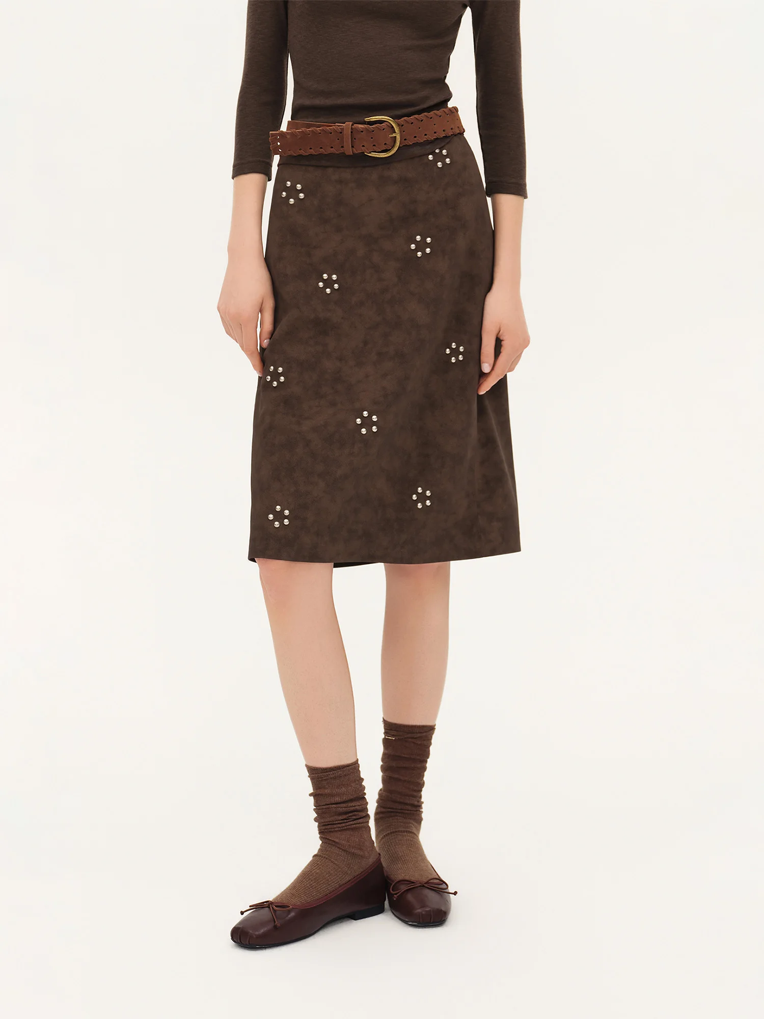 ZIQIAO 2026 Fall New Brown Faux Suede Straight Midi Skirt, Floral Studded Vintage A-Line Skirt for Rachel 90s Office Chic Style