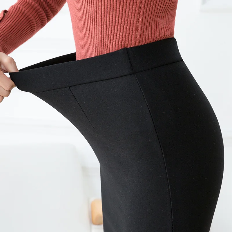 Lightweight, Stretchy Black Pencil Skirt for Women; Office-appropriate Skirts; Asian Sizes S–3XL.
