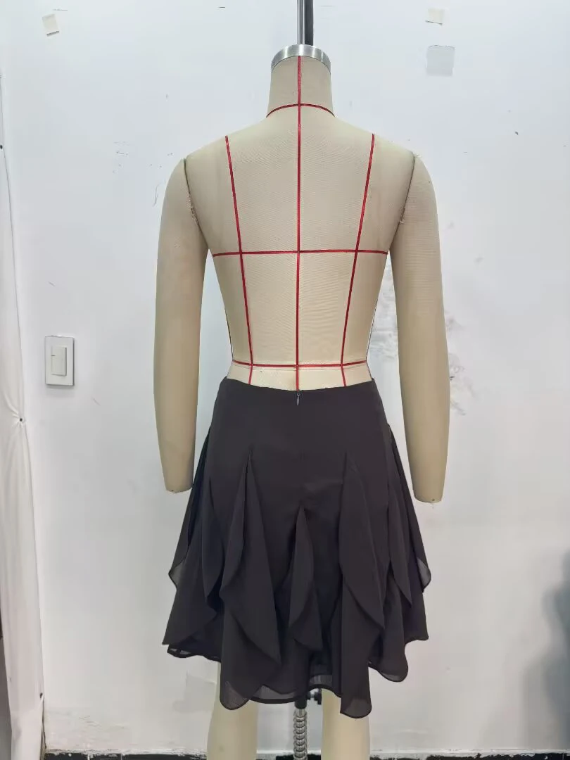 European and American style spring new women's clothing design asymmetrical ruffle edge skirt