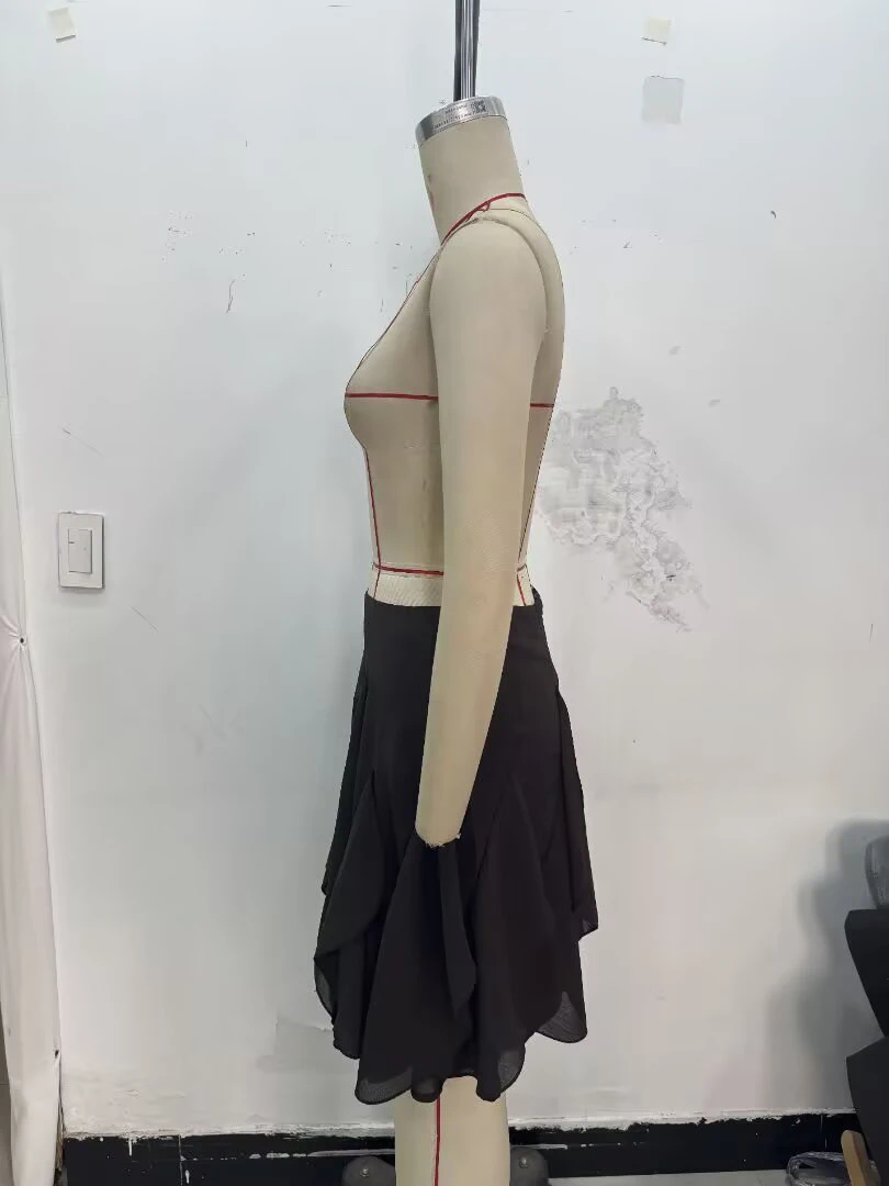 European and American style spring new women's clothing design asymmetrical ruffle edge skirt