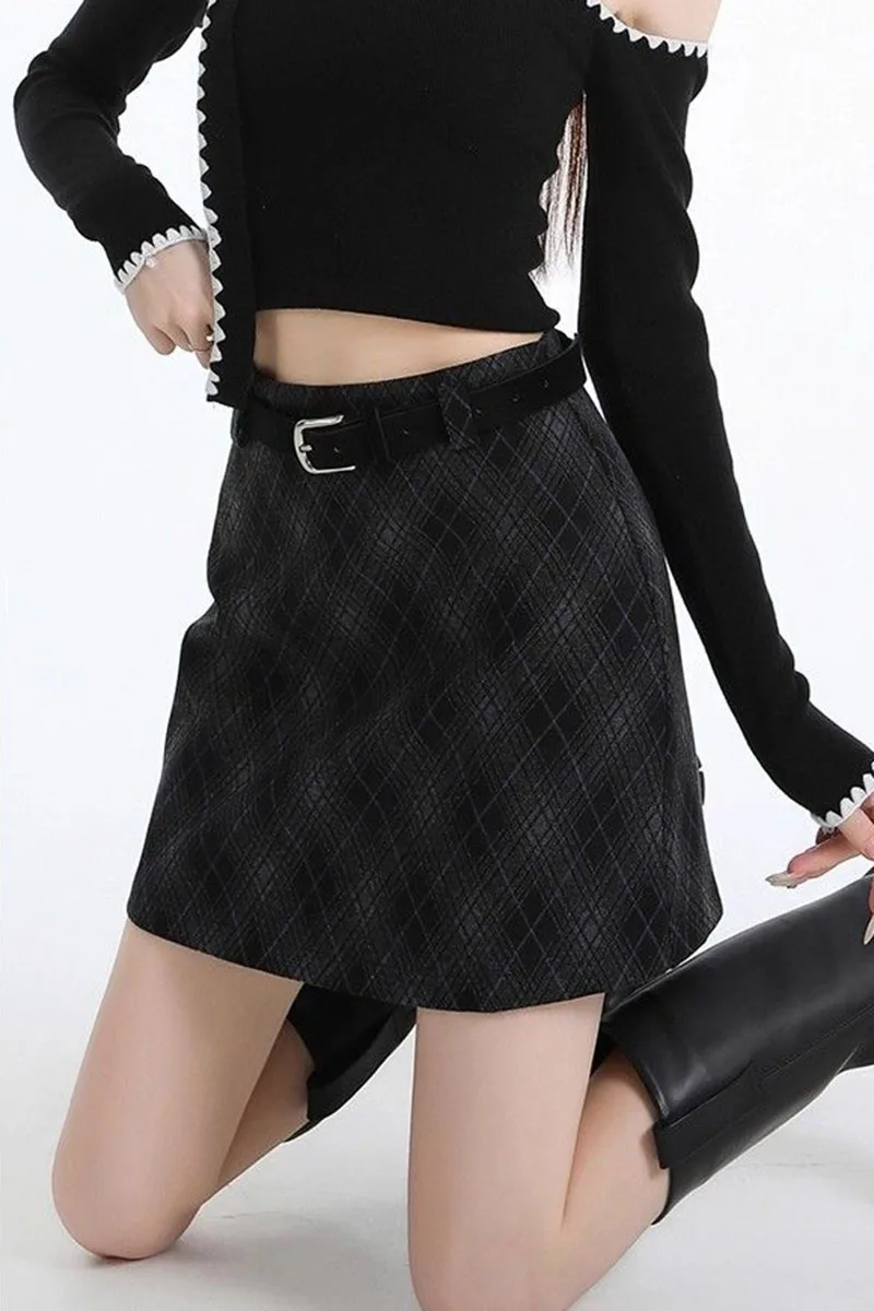 Vintage Argyle Plaid Skirt for Women 2026 Autumn Winter New High Waist Woolen Checkered Skirt Woman Korean Chic Bodycon Skirts
