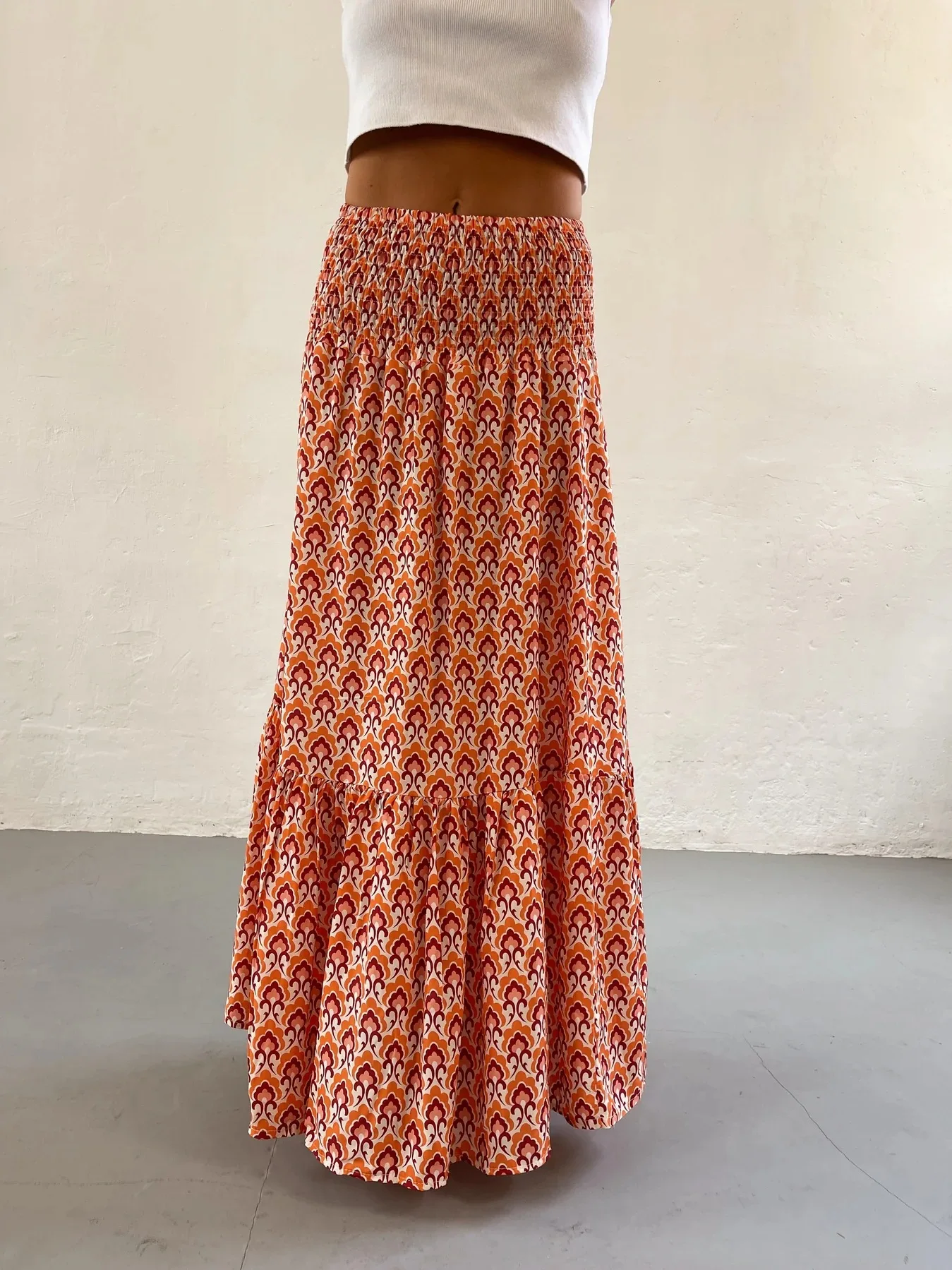 Women's Casual Boho Skirts New Spring Summer Fashion Vintage Loose Elastic Waist Floral Print Ethenic Style Beach Maxi Skirt