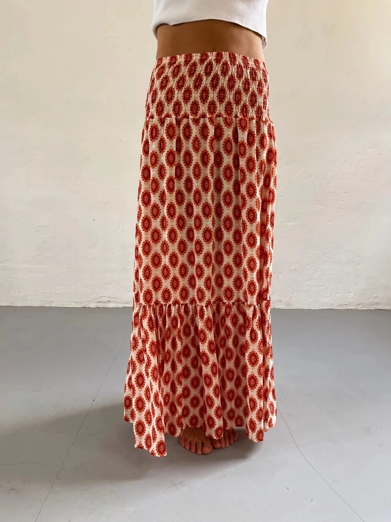 Women's Casual Boho Skirts New Spring Summer Fashion Vintage Loose Elastic Waist Floral Print Ethenic Style Beach Maxi Skirt