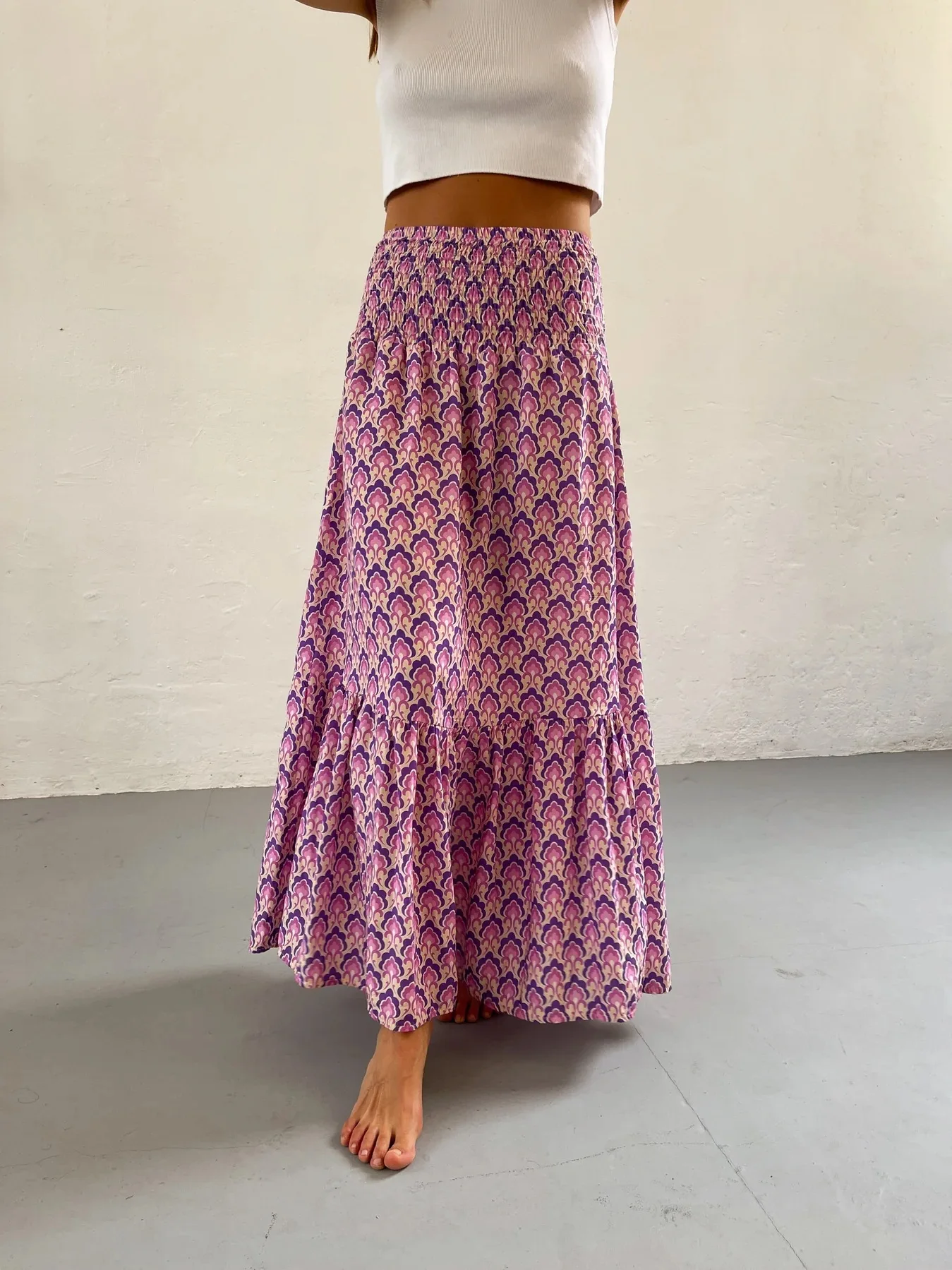 Women's Casual Boho Skirts New Spring Summer Fashion Vintage Loose Elastic Waist Floral Print Ethenic Style Beach Maxi Skirt