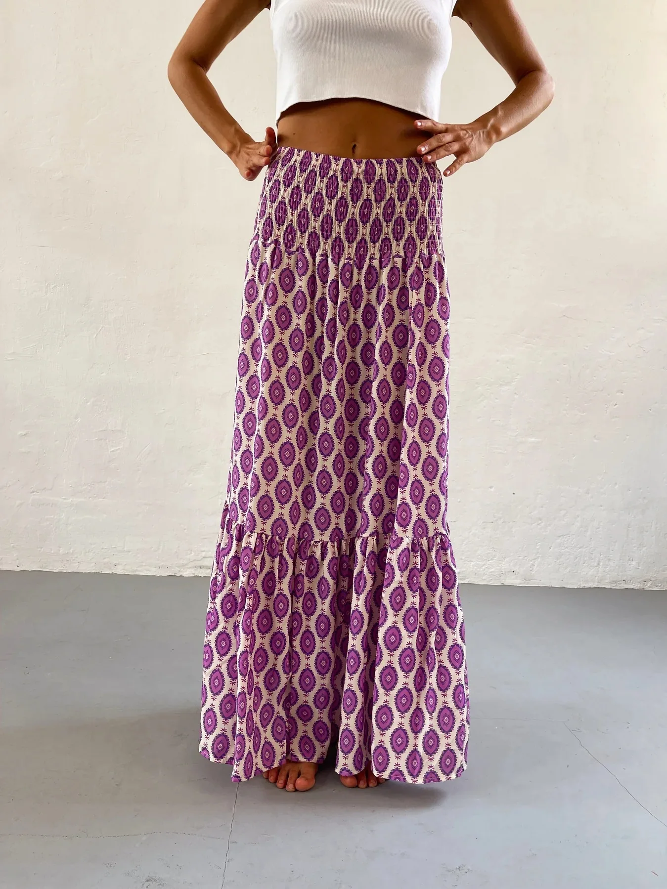 Women's Casual Boho Skirts New Spring Summer Fashion Vintage Loose Elastic Waist Floral Print Ethenic Style Beach Maxi Skirt