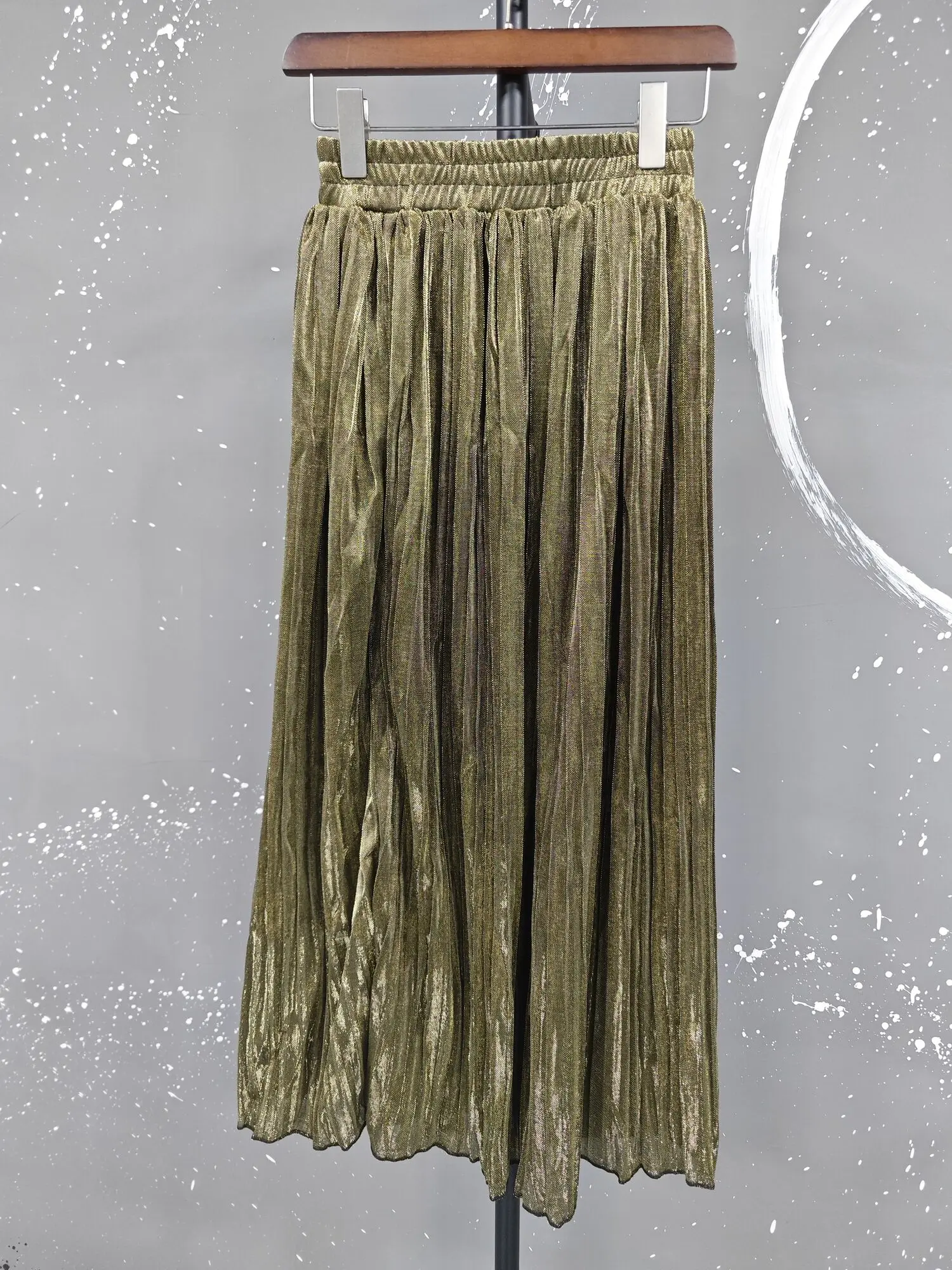 LANMREM 2025 new Spring fashion women clothes high waist A-line pleated sliver vintage elastic long halfbody skirt WH28501XL