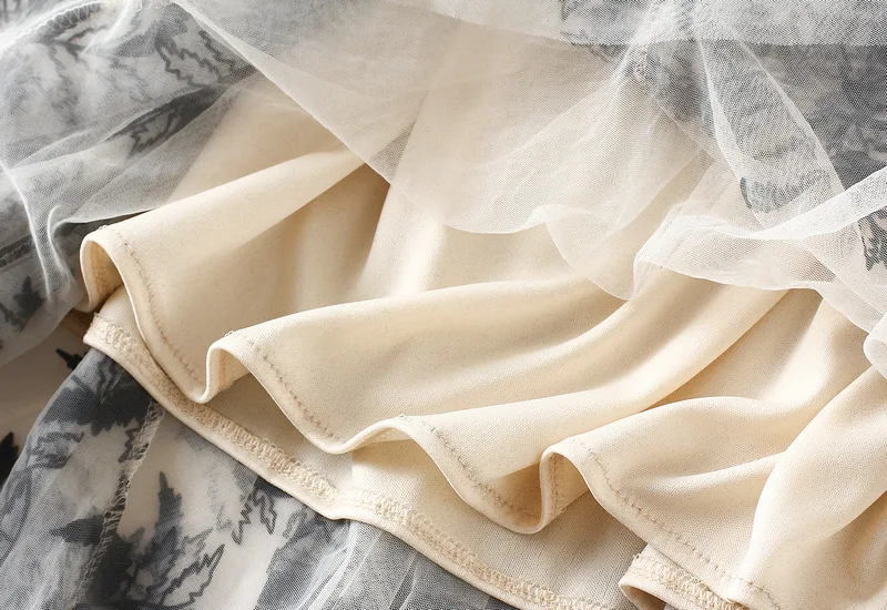 Women's Flocking Printed Chiffon Skirt in Autumn and Winter, Long A-line Large Swing Floral Mesh Skirt Suitable for All Seasons