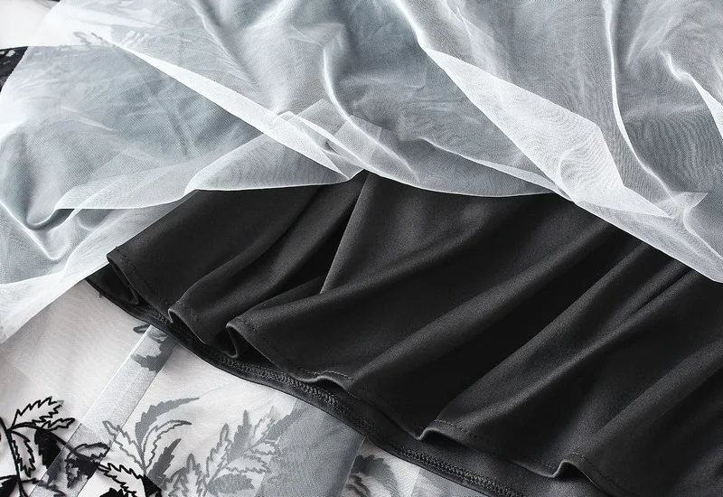 Women's Flocking Printed Chiffon Skirt in Autumn and Winter, Long A-line Large Swing Floral Mesh Skirt Suitable for All Seasons