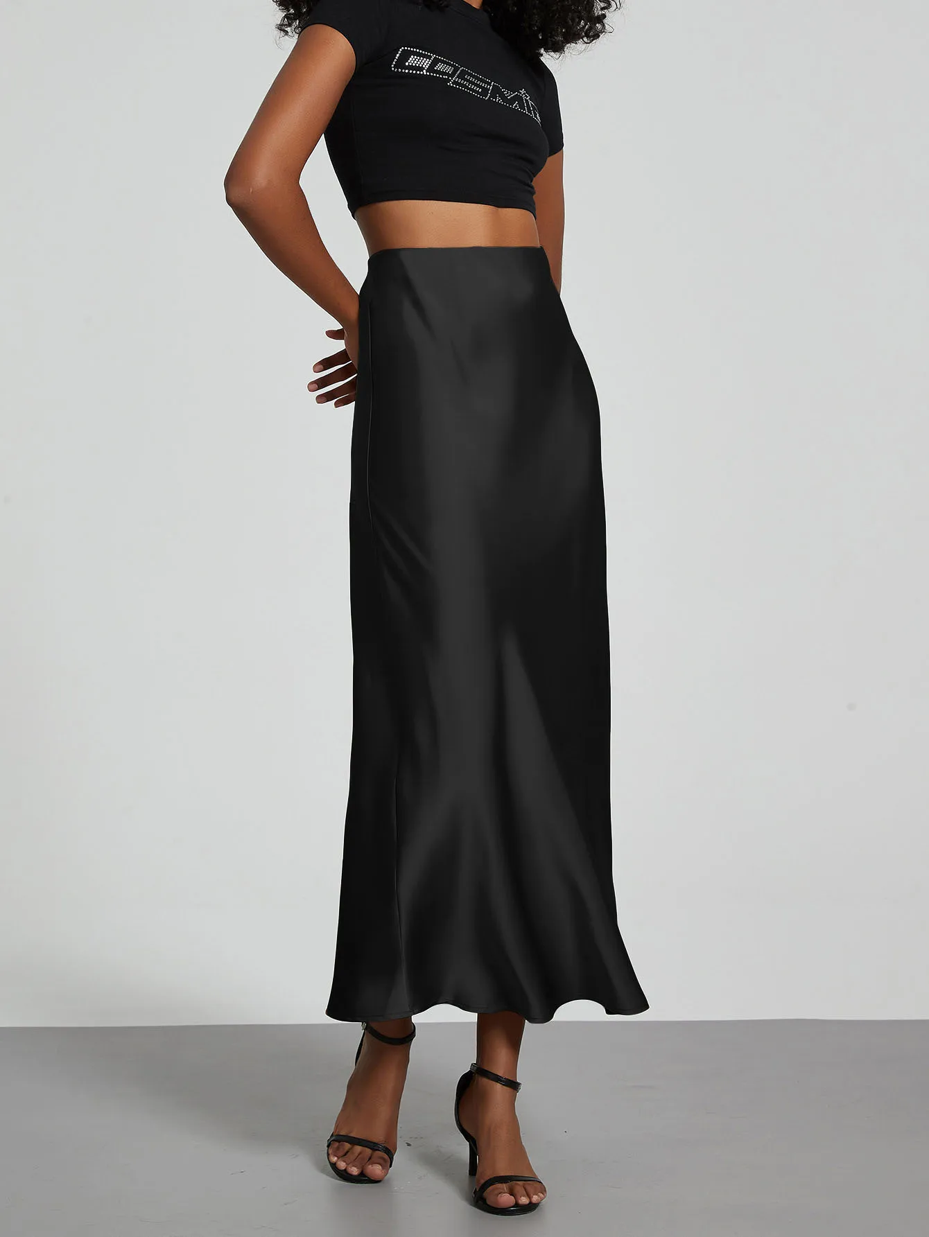 Women's Fashion Satin Long Skirt High Waist Solid Color Casual Basic Fishtail Skirt Chic Summer Party Clothing 2026