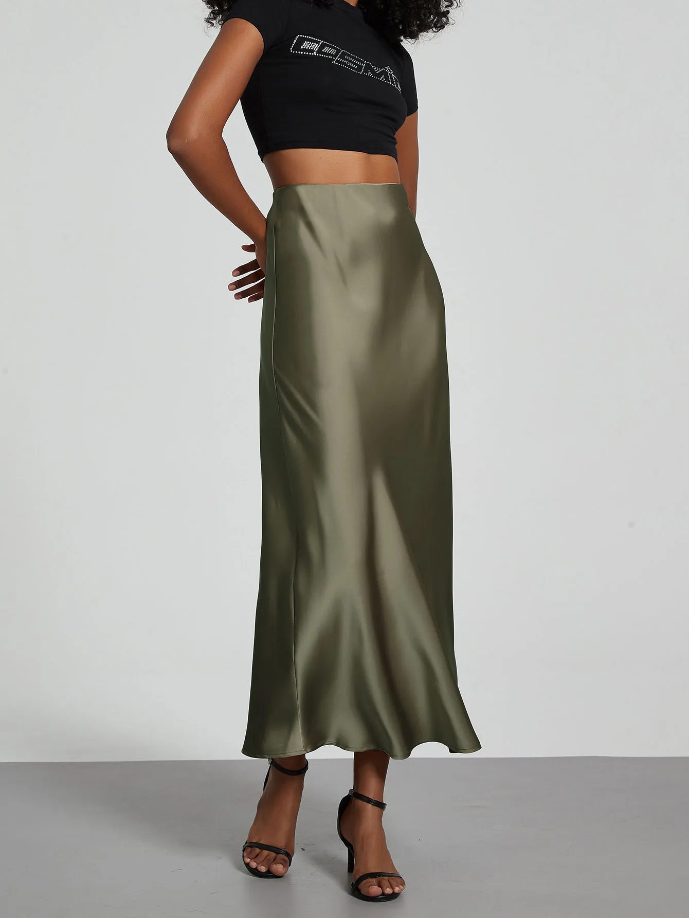 Women's Fashion Satin Long Skirt High Waist Solid Color Casual Basic Fishtail Skirt Chic Summer Party Clothing 2026